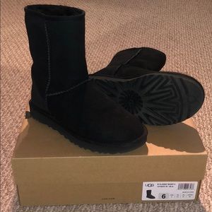 Ugg Classic Short Boots